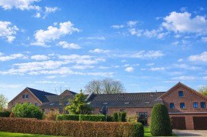 Hauptbild + Willich-Niederheide + Büroetage in Hofanlage + ca. 106 m² + 3 Büroräume + 4 Stellplätze +