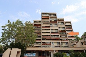 Hauptbild + Kaarst + 1-Zimmerwohnung + ca. 58 m² Wohnfläche + Balkon + 5. OG + Aufzug + TG-Stellplatz +